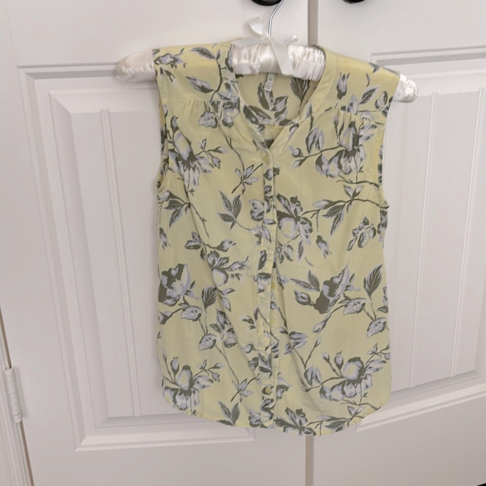 Joie Yellow Floral Sleeveless Silk Blouse